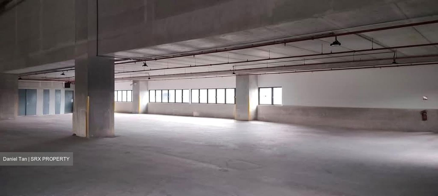Jalan Terusan (D22), Factory #576103111